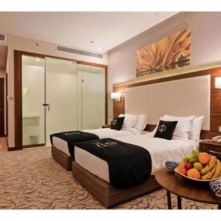 Sunday Emerald Hotel Jiddah Esterno foto