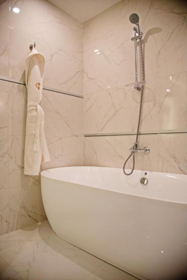 Sunday Emerald Hotel Jiddah Esterno foto
