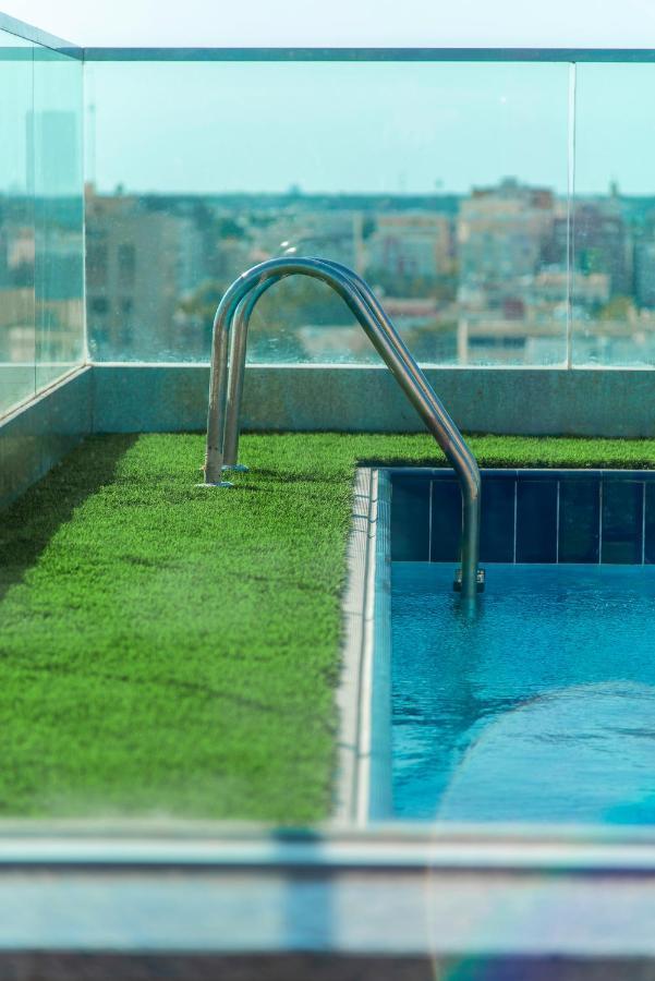 Sunday Emerald Hotel Jiddah Esterno foto