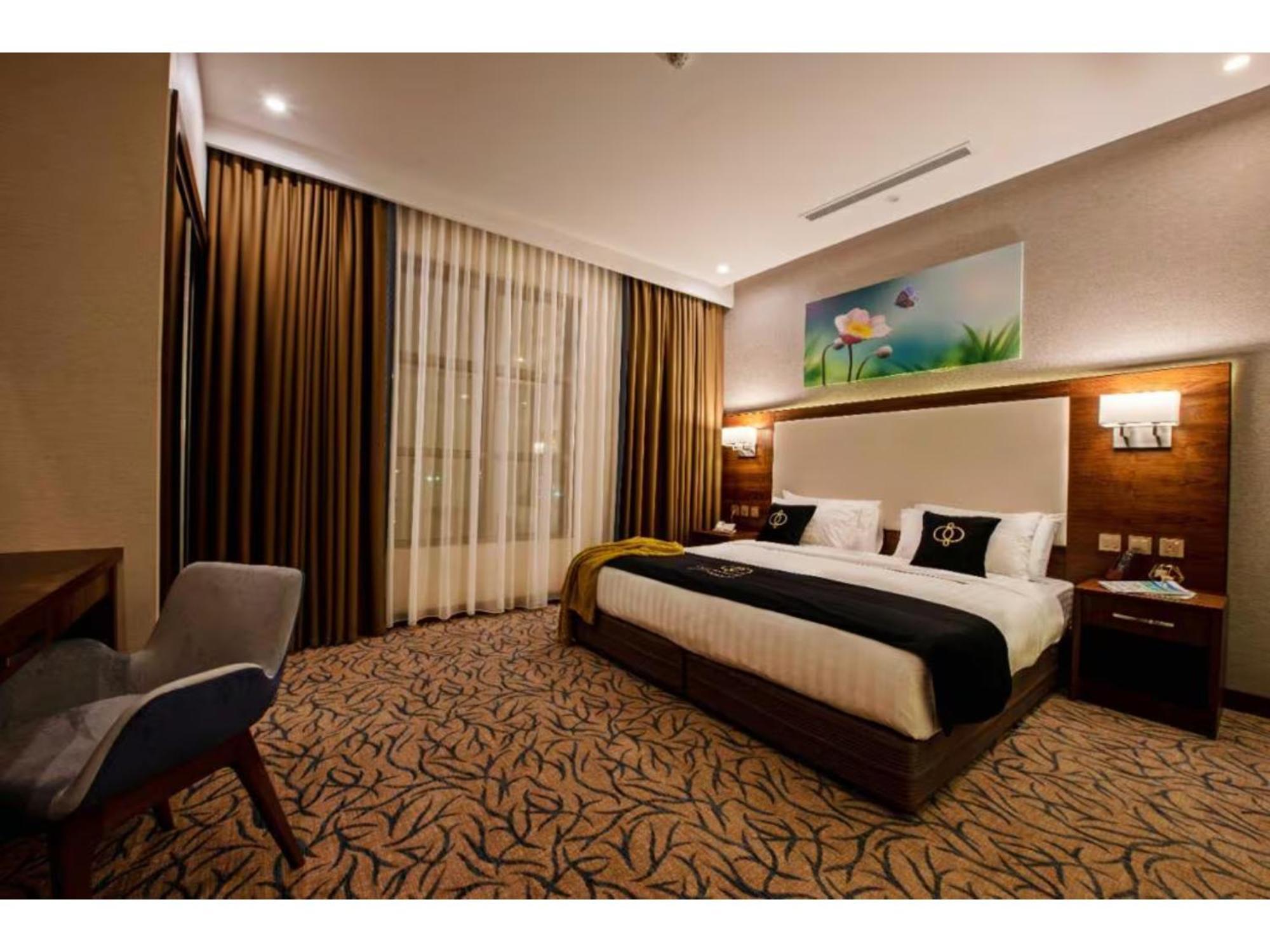 Sunday Emerald Hotel Jiddah Esterno foto