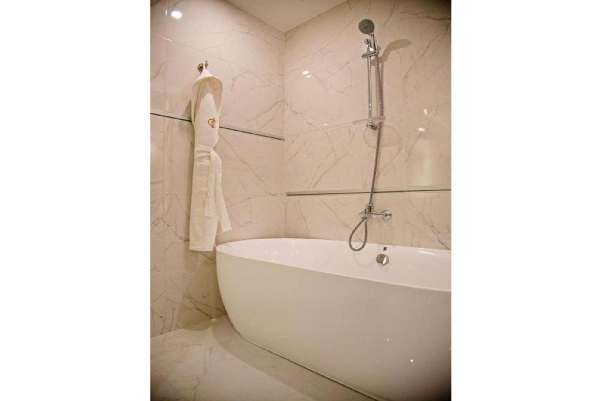 Sunday Emerald Hotel Jiddah Esterno foto