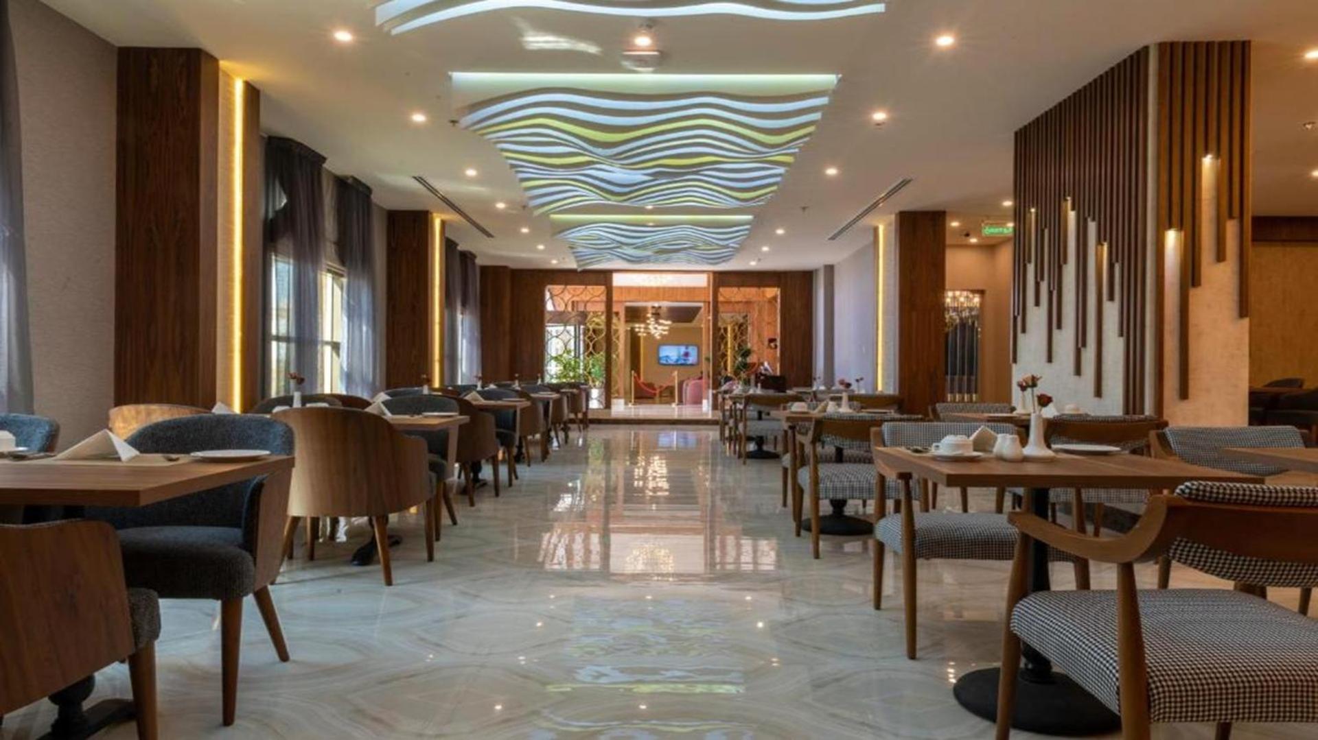 Sunday Emerald Hotel Jiddah Esterno foto