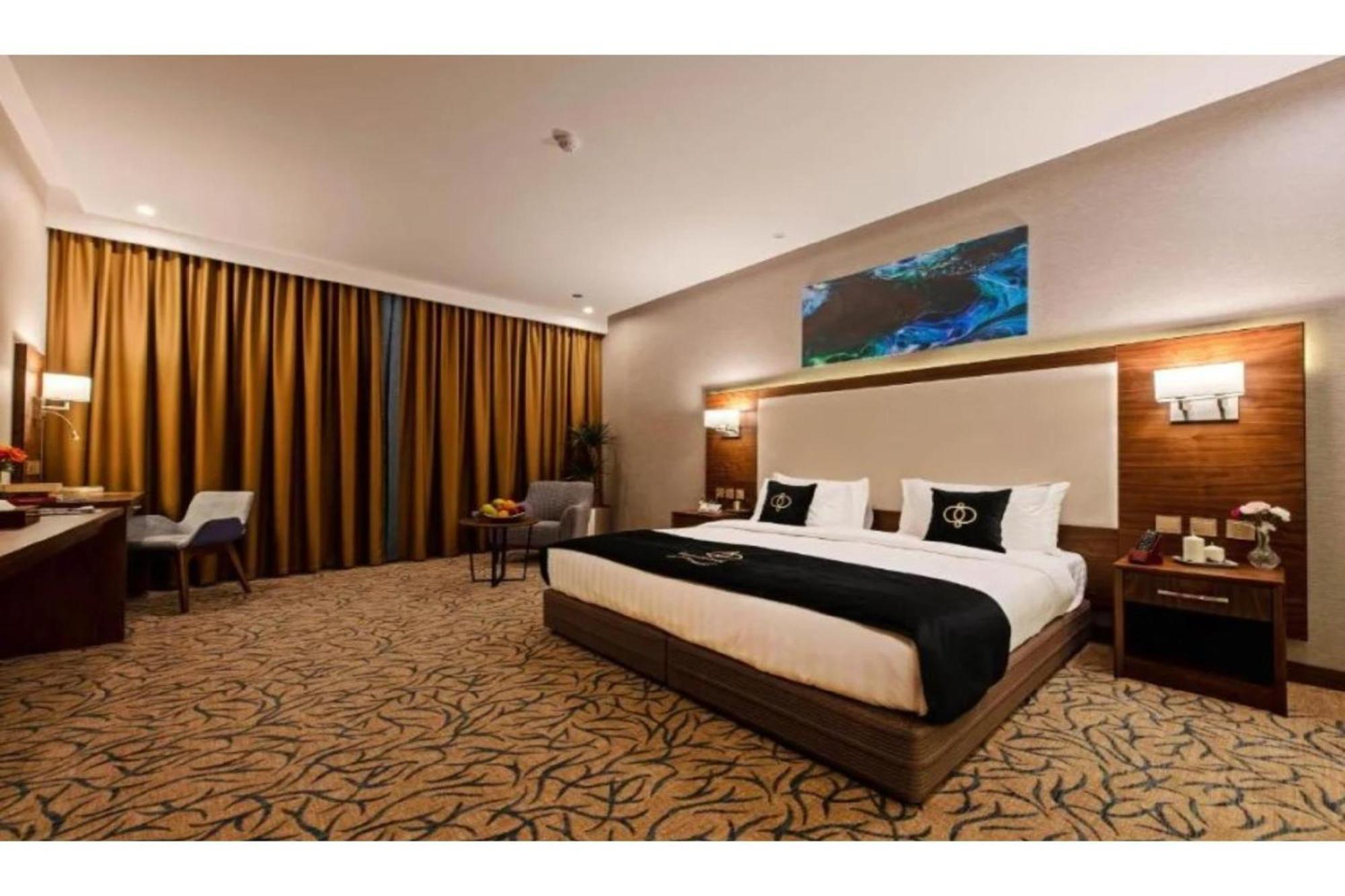 Sunday Emerald Hotel Jiddah Esterno foto