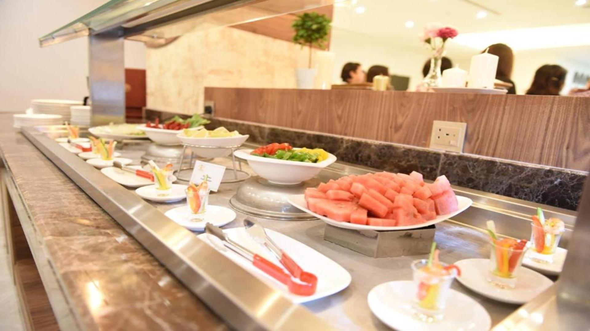Sunday Emerald Hotel Jiddah Esterno foto